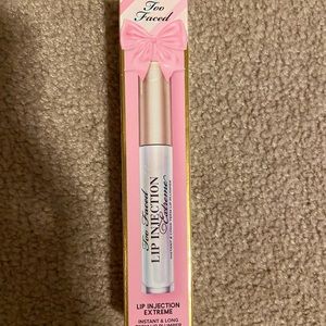 Two Faced Lip Injection Extreme